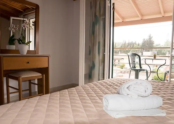 Eftihia Hotel *